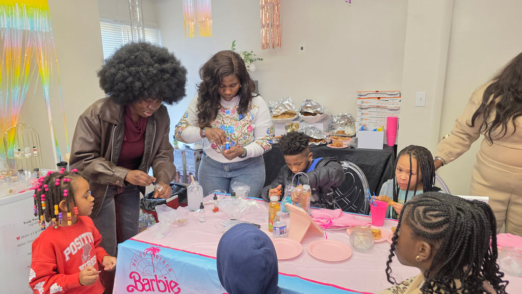 💄 Make Your Own Lip Gloss – $25 per person